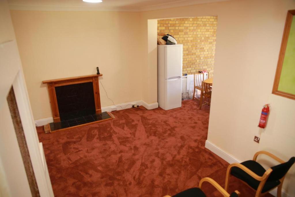 Congress Road Abbeywood Apartment Abbey Wood Exterior photo